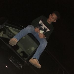 Meet your Posher, Emanuel